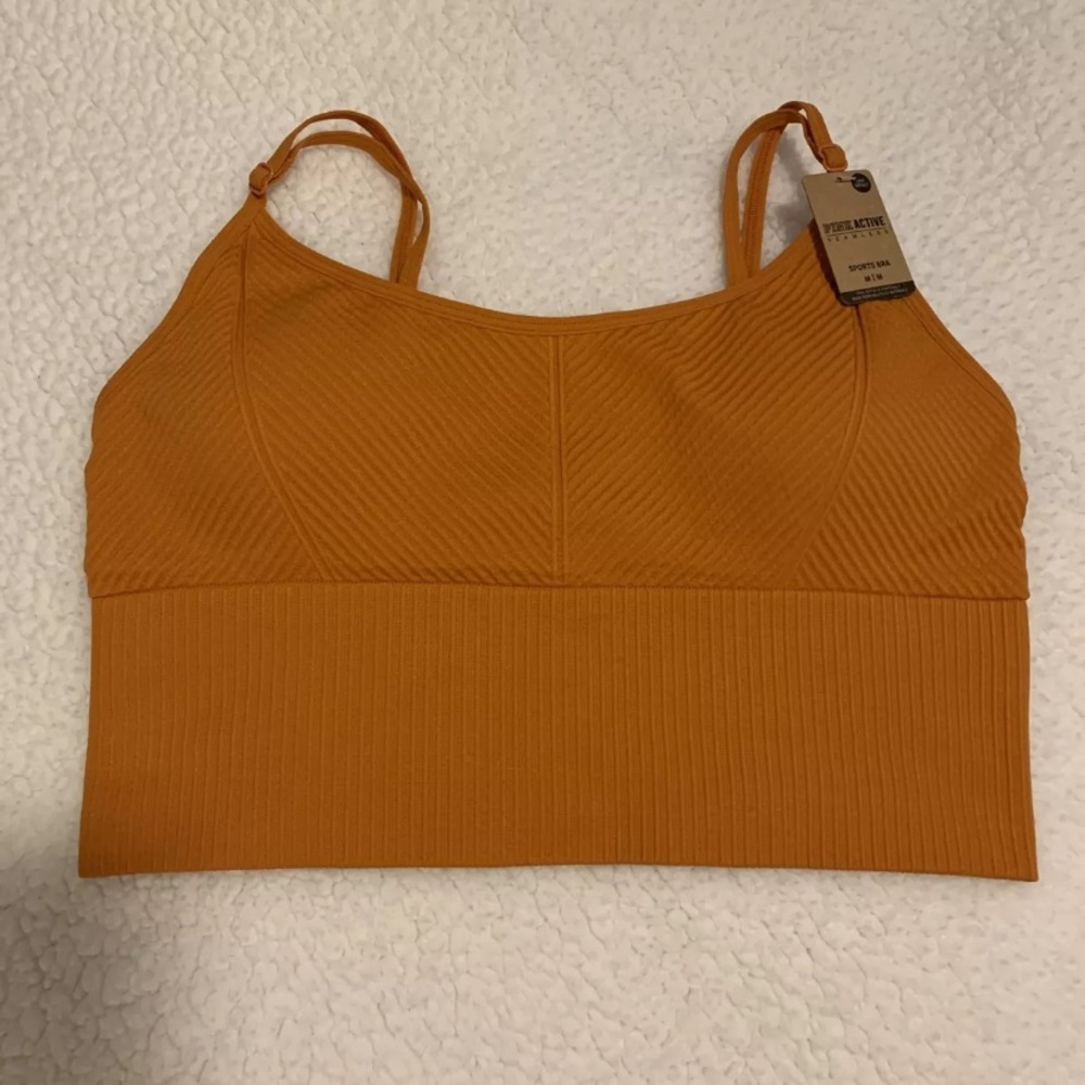 NWT Victoria’s Secret PINK Orange Sports Bra Seamless Size Medium